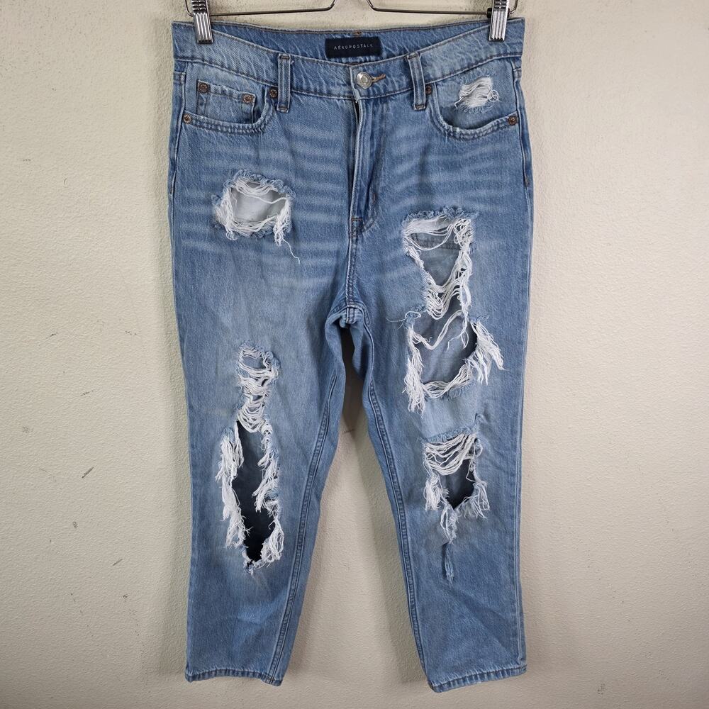 Aeropostale Mom Jean Size 6 Distressed Destroyed Light Wash Denim